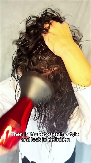 Summer Curly Hair Routine for Humidity | Soft, Defined Curls