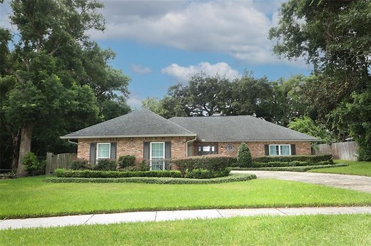 317 Spring Valley Dr, Altamonte Springs, FL 32714 - MLS O6229654 - Coldwell Banker