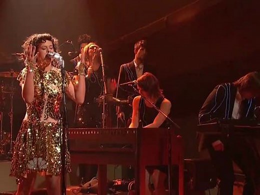 The Arcade Fire: Sprawl II (Mountains Beyond Mountains) LIve 2010