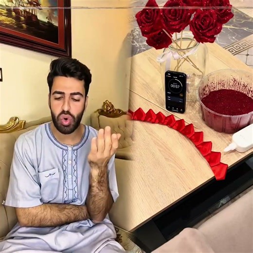 ا متريد ابن جيرانكم يبوس مرتك من دكلك على شغلة كلهة حاظر 😂