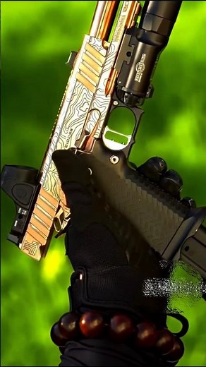 “Gold Engraved Custom Pistol – The Art and Engineering Behind Precision Weapons”