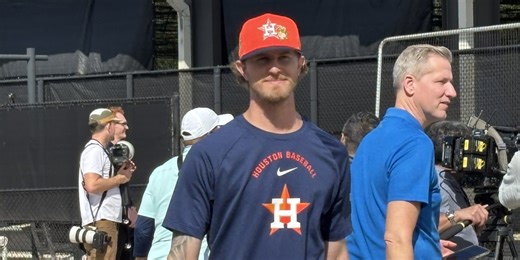 Hader's throwing 'a few weeks behind' after biceps tendinitis