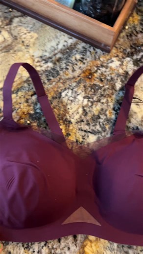 2026 means I need the best support when it comes to bras. #bra#lingerie#tryon#honeylove