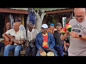 Oude liederen, mooie momenten op de Saoenah markt (3) #suriname