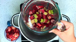 4.1K views | Strawberry Rhubarb Pie Filling, I've made this twice this week! Get the full recipe and how to: https://www.thebewitchinkitchen.com/strawberry-rhubarb-pie-filling/ | The Bewitchin' Kitchen | Facebook