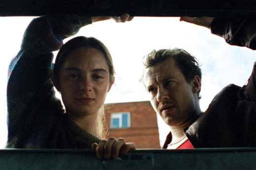 Dans « Crasse », l’actrice Saura Lightfoot-Leon incarne une adolescente plongée dans le désordre du deuil