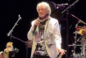 YES Legend JON ANDERSON And THE BAND GEEKS Release 'Shine On' Single From Upcoming 'True' Album
