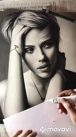 Realistic Monochrome Drawing Technique with White Object