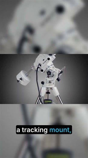 DSLR Comet Photos: Essential Gear & Tripod Tips