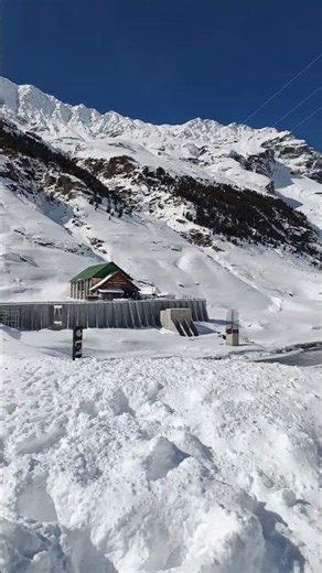 AtalTunnel #SnowUpdate #TouristUpdate #4x4Only #Manali #Rohtang #WinterTravel