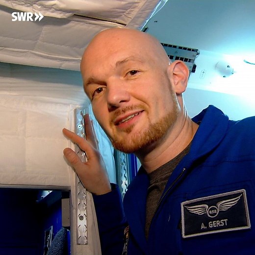 6.7K views · 114 reactions | Der Start ist geglückt: Alexander Gerst ist auf dem Weg zur ISS. Und dort oben im All braucht er so einige Dinge, die ihn an zuhause erinnern.  | Landesschau Baden-Württemberg | Facebook
