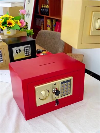 Creative Ways to Save Money with Your Piggy Bank