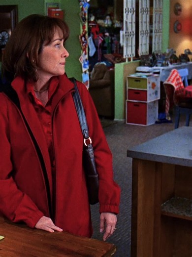 This show is so underrated but so relatable. The Middle never fails to make me laugh. #TheMiddle #HeckFamily #sitcom#FunnyTV #FYP