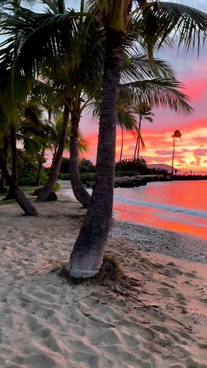 Breathtaking Hawaiian Sunset Views