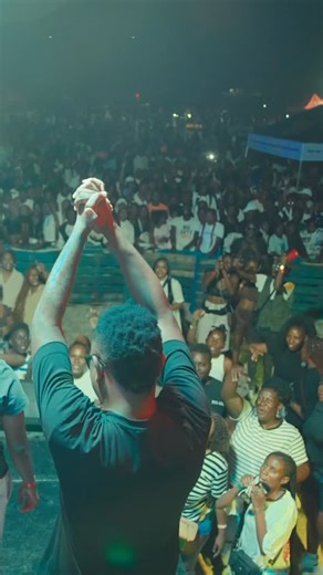 Dj Vuyo on Instagram: "Yenda Summer Festival Vol 4 was a movie Thank you Katima Mulilo #don"