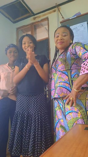 Nelly Bilolo (@nellybilolo)’s videos with C'est dieu - Ks bloom & Chidinma