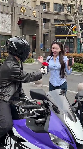 Hey baby, here's a rose for you. Let's go for a drive together! #motorcycle #love #moto #race