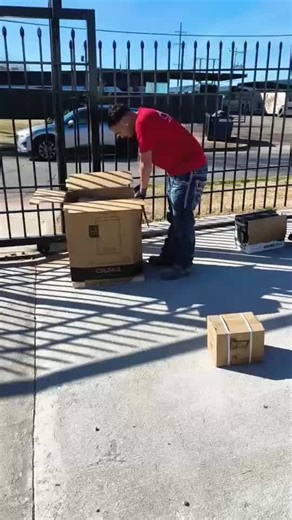 sliding gate operator model CSL 24 UL LiftMaster solar 💯💯🙏🙏