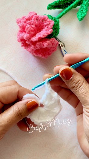 88K views · 891 reactions | El comienzo para hacer una mariposa tejida a crochet 臨 #tejidoamano#tejido #Crochet #mariposa #ganchillo #tejidos #crochetpattern #llaveros #crochet #love. #reals #trending #happy #yarnlove #臨# | Ideas de Crochet Fácil | Facebook