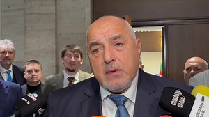 🗣️ Единственото, което предупреждавам колегите, е да не си приписват това, което парламентът е свършил - и с ядрените реактори и гориво, с оръжейната подкрепа за Украйна, конституционната и правосъдната реформа. Всичко, което направи парламентът, се надявам да го чуем публично при посещението в Щатите. ❗️Премиер и президент трябва да отидат при президента на САЩ или при държавния секретар. Има разточителство с летенето на самолети - министрите, които прочетох, че ще ходят, бяха всичките до един