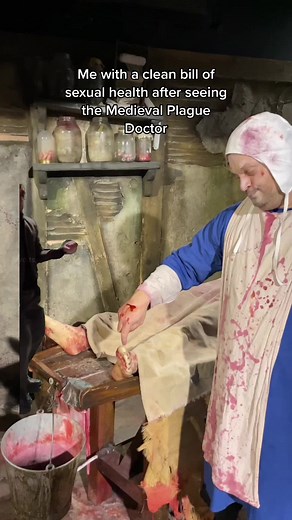 Protect your own Crown Jewels this Coronation - Get tested and wrap up! #CapCut #sti #sexualhealth #condoms #brookcharity #safesex #breakthestigma #coronation #crownjewels