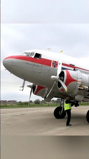 ✈️ DC-3 COCKPIT FLIGHT 🇳🇱 #AVGEEK #DC3 #cockpit