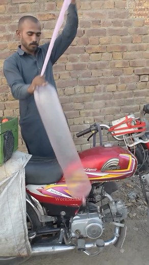 Work Skill Masters on Instagram: "Using Simple Laws Of Science To blow A Long Baloon Easily"