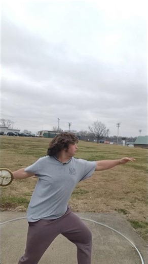 discus practice. #discus #trackandfield #olympicsport #sports