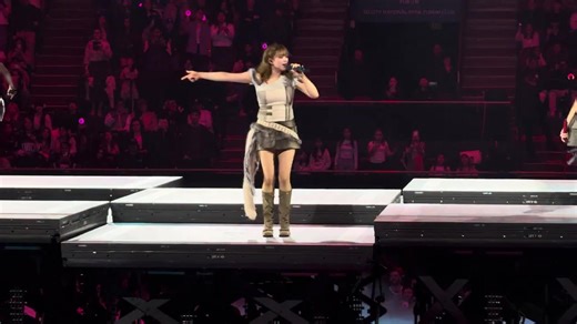 TWICE Concert Highlights: TAKEDOWN Performance Overview