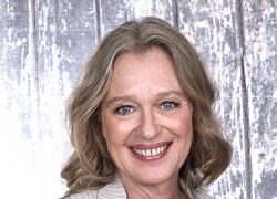 Valérie Pascale : biographie, actus, photos et vidéos sur Voici.fr