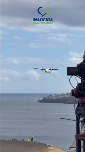 Binter Canárias ATR 72-600 landing at Madeira Airport! PROP power ✈️
