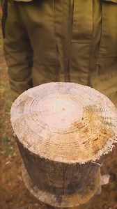 512K views · 2.5K reactions | Survival skills Amazing knife lifehack #survival #lifehacks #camping | Bushcraft Share | Facebook