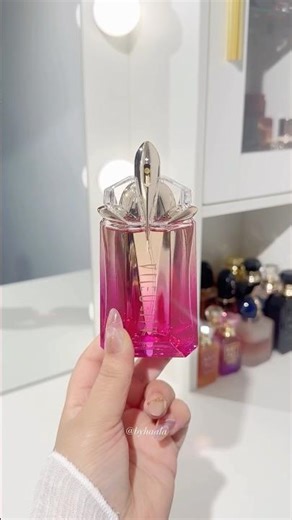 @m‪@mugler‬new alien pulp perfume 🩷