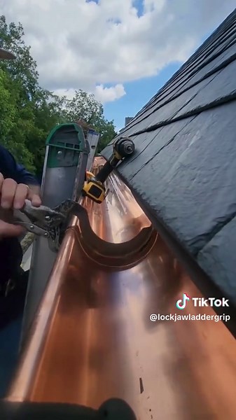 Stumbled upon the game-changer for ladder safety? Meet the Lock Jaw Ladder Grip. You won't believe how it secures your ladder in just seconds. #shorts #tools #construction #usa #australia #safety #trending #viralvideo #business #trader