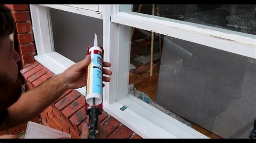 Fixing a Very Rotten Window With Epoxy - 2 Min Timelapse (4K)