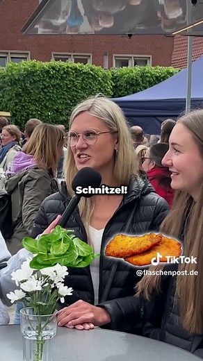Welcher Snack gewinnt dein Herz? 💚🍕 Zwei zur Auswahl, eins kommt weiter. Am Ende siegt der Lieblingssnack! Hättest du’s genauso gewählt oder was wäre bei dir übrig geblieben? #flaschenpost #flaschenpostbringtdirmehr #thisorthatsnack