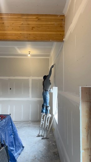 100K views · 1.6K reactions | Stilts are huge time savers for me! You can even tip toe on them! Their easy to use too- just start of low and get the hang of walking with them. #drywall #stilts #construction #reels | Drywall Shorty | Facebook