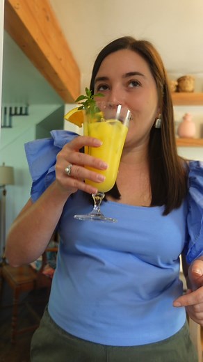 The 1980s are calling, y’all! 🍊 We’re bringing the Fuzzy Navel cocktail back. Get this seriously sippable recipe: bit.ly/4cOYOJ1 | Southern Living