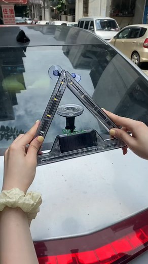 This is a solar powered rear collision warning light | Hana Farm