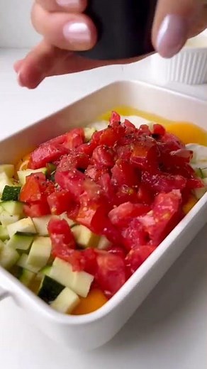 🍳 High-Protein Veggie Breakfast Bake! 🥦🧀🌞