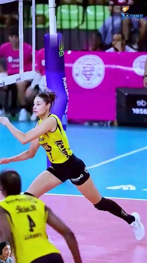 Every Middle Blocker Knows THIS Feeling! 😂💀 (Ignored)