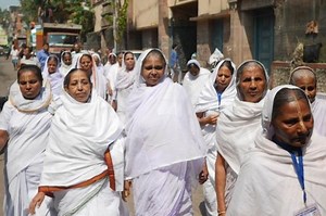 Mengintip Kehidupan Janda di India, Terasingkan Hingga Dianggap Sial | National Geographic