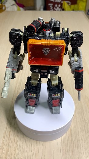 Repost: How Sound Blaster Transforms Your World: A Transformers Siege Showcase #TransformersSiege #SoundBlaster #TransformersToys #ToyCollector #TransformersCollector #RobotToys #ActionFigures #ToyPhotography #ToyCommunity #GeekCulture | Chopper’s Toys