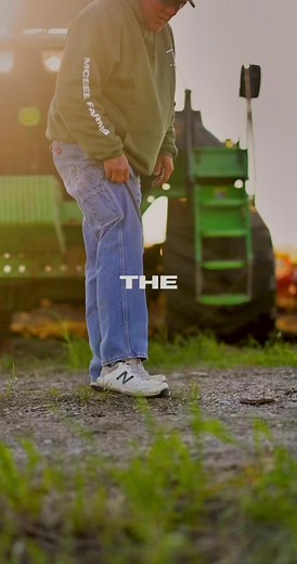 Farming isn’t just a job, it’s a way of life. It’s waking up each day with a sense of purpose and connection to the land. It’s the hard work and dedication that goes into producing the food that nourishes our bodies and souls. But above all, it’s there positivity and resilience that the farmers embody that inspires me every day they spread that positivity and gratitude to those around them and continue to cultivate a brighter future🙌✨ #farminglife #positivity #grateful #mcbeefarms #jimbob #newb