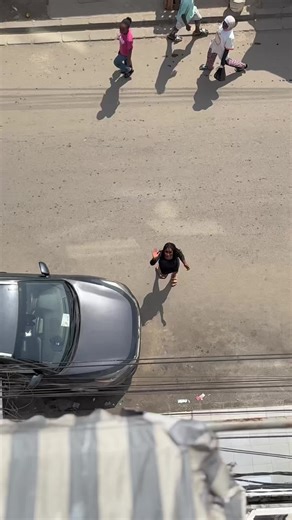 Pioupiou et la copine de son grand frère #humour #pioupiou