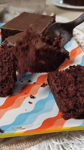 Mekan kao duša. Medeno srce tako mekano iz sunđerasto, posno bez mleka i jaja. Recept: https://www.youtube.com/watch?v=6XrlcrLOEHM Jeftin kolač, a čas posla. | Najbolji Domaci Recepti