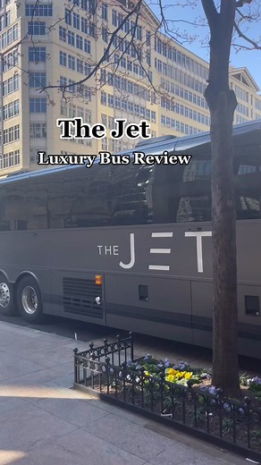 Check out @thejet.coach for your next trip from DC to NYC! #thejet #jetsetter #thejetpartner #nycplaces #nyctravel #nycblogger #SmellLikeIrishSpring #OscarsAtHome