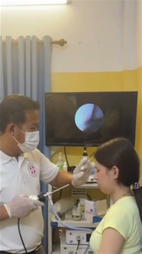 👃😱 What Does the Doctor See Inside This Nose? #nosecheckup #ent #shorts