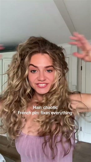 Day 23 | French pin doing some heavy lifting💪#hairtok #hairtutorials #curlyhair #wavyhair #hairbun