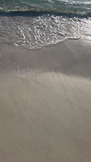 DestinFM is Destin’s only radio station — no matter where you are in the world, you can zap down here real quick if you download our free app in the App Store, Google Play, or go to DestinFM.com. November just hits different in Destin. The water gets that glassy emerald shine, the shadows stretch long, and suddenly the whole beach feels like it’s posing for a photo shoot. | DestinFM